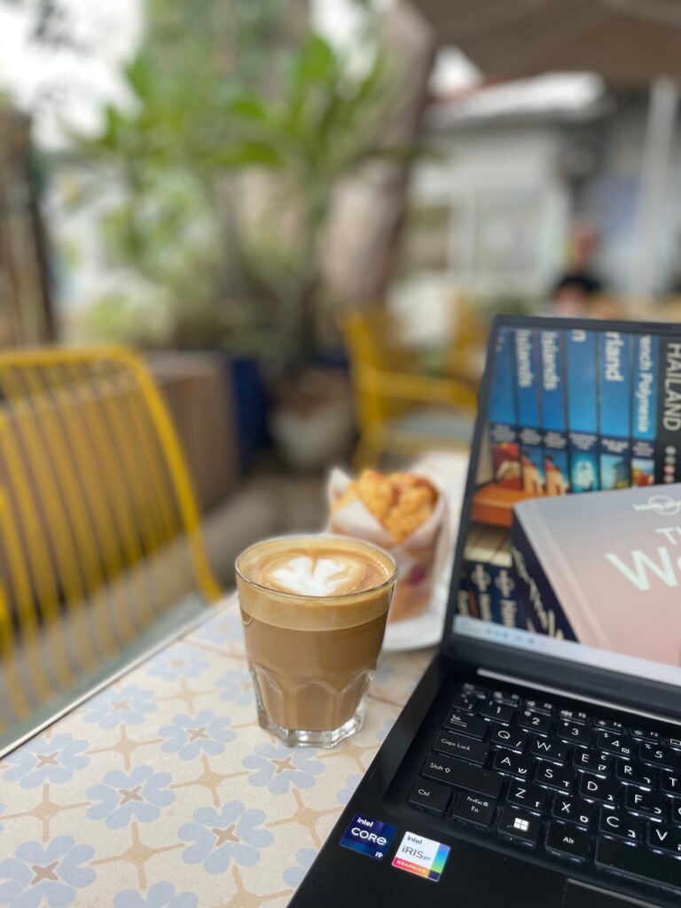 א-פיה הקסומה עינת